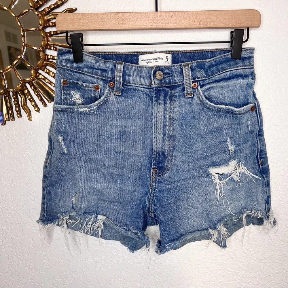 Abercrombie & Fitch High Rise 4” Short size 27 - Picture 2 of 5
